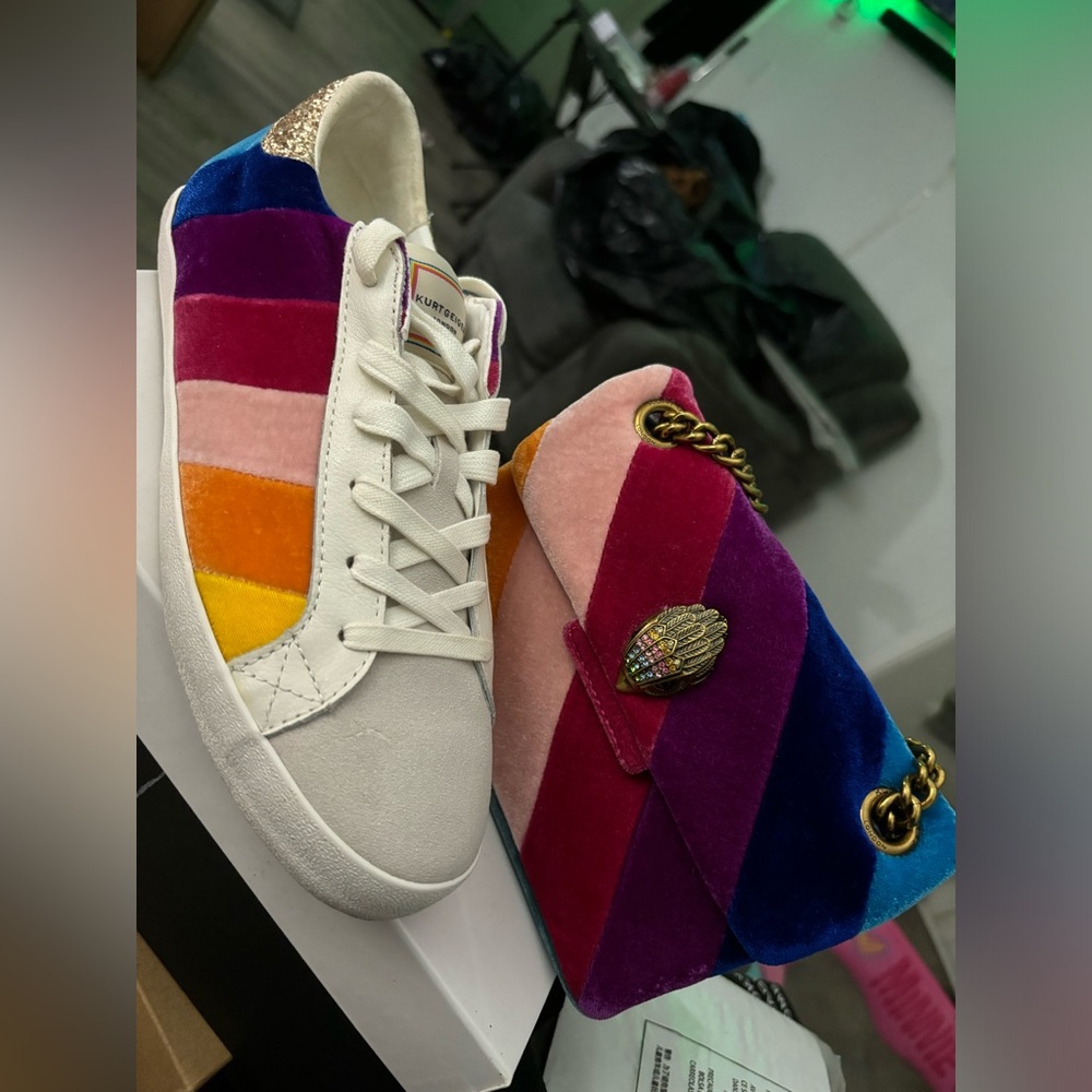 I’m selling the small bag and the sneakers - Picture 2 of 2